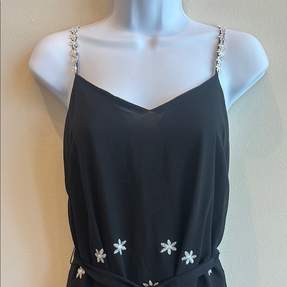 Elegant Black Floral Dress- size small - Picture 2 of 7